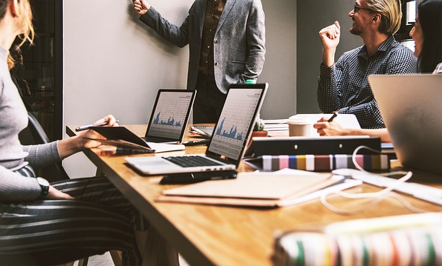 Comment élaborer un business plan efficace pour convaincre les investisseurs
